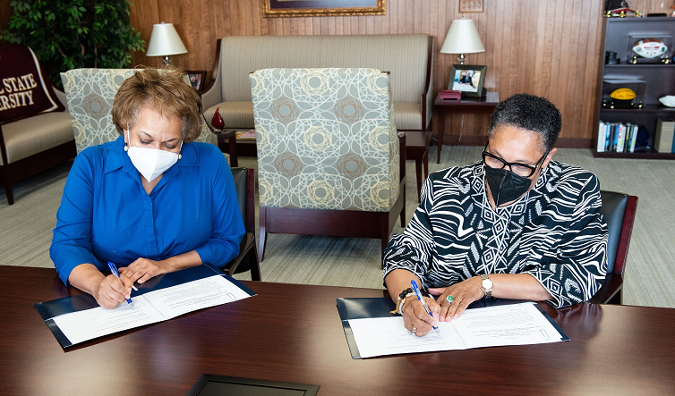 HUD and FHFA sign MOU